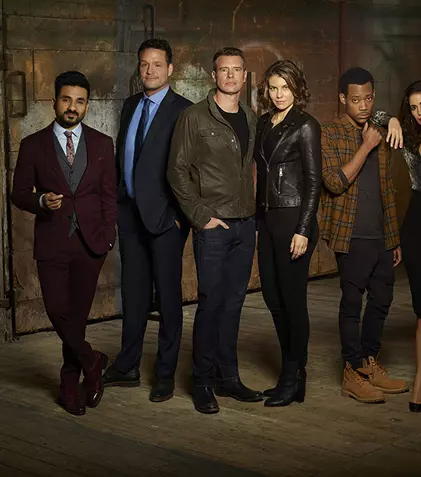 Din 1 martie 2019, în fiecare vineri, Film Now va difuza serialul „Whiskey Cavalier” (2019)