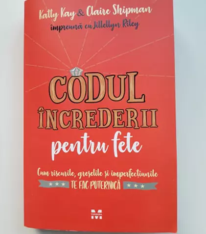 Fetele pot stăpâni lumea… dacă au încredere în ele. Pandora M a lansat cartea „Codul încrederii pentru fete”