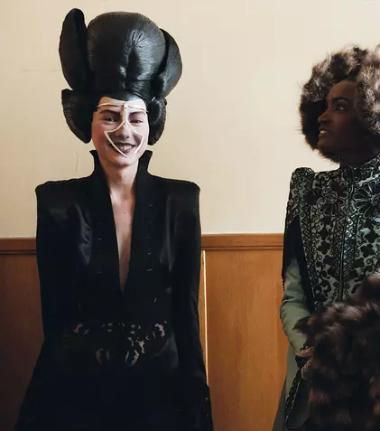 „McQueen“, documentarul despre Alexander McQueen, este în selecția Bucharest Fashion Film Festival