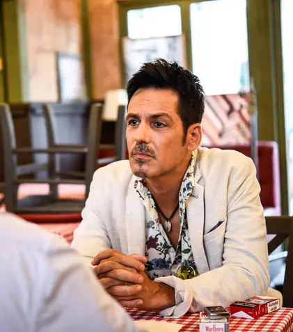 Ștefan Bănică, rol principal în serialul de comedie „Liber ca pasărea cerului”,  în curând, la Antena 1