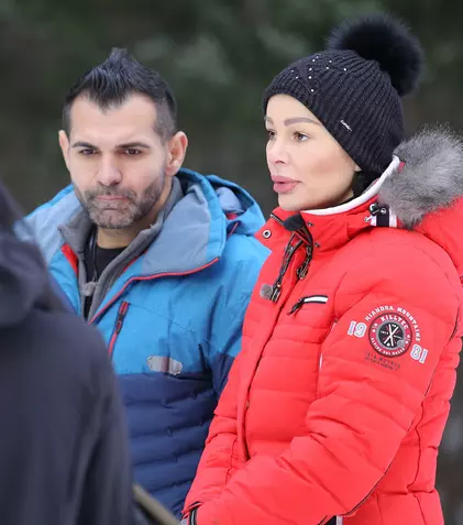 Se naște o idilă în fermă? Toți concurenții din fermă sunt cu ochii pe Brigitte și Florin Pastramă!