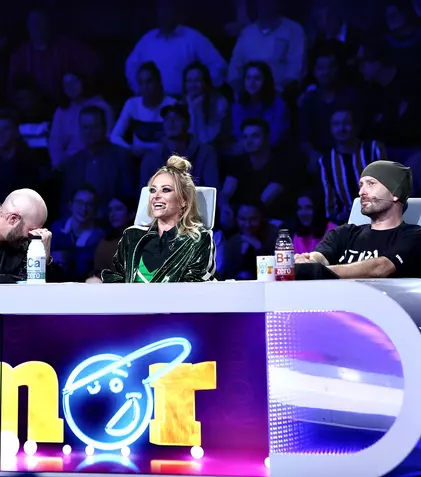 Delia și Mihai Bendeac, luați la „roast” de mamele lor, sâmbătă, la „iUmor”