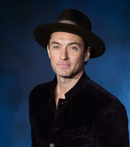 FOTO. A zis adio burlăciei! Jude Law s-a însurat în secret