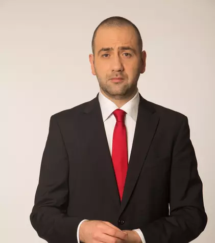 Ce e mai bine să ai: câine sau pisică? „Show de seară cu Viorel Dragu” rezolvă această dilemă luni, 10 iunie