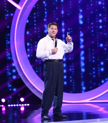 Doru Octavian Dumitru, invitat special în prima ediţie „iUmor” din 2019: „Râsul e cel care ne ţine pe toţi în echilibru!”