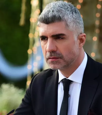 Özcan Deniz se pregăteşte de un nou proiect tv. Pe cine vrea ca parteneră?