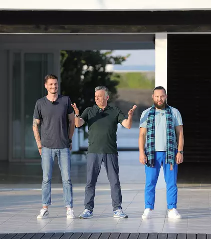 În această seară, concurenții „MasterChef” vor avea parte de prima probă în aer liber: o petrecere la piscină!