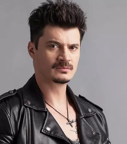 EXCLUSIV. Emilian Oprea: „Actoria în sine a fost o salvare pentru mine”