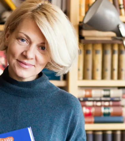 Dana Nălbaru și Editura Nemi lansează cartea „Șapte povești de noapte bună”, la Opera Comică pentru Copii