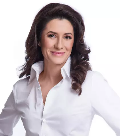 INTERVIU. Despre Paștele de anul acesta, cu Iuliana Tudor: „Lumina e-n noi și în puterea cu care ne rugăm”