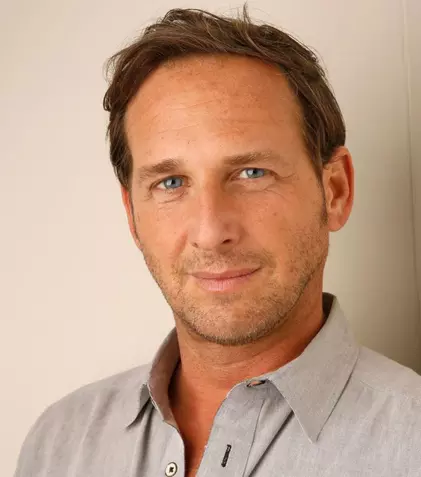 Actorul Josh Lucas este acuzat de fosta soție, cu care se împăcase, că a înșelat-o din nou