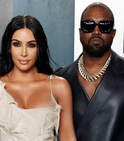 Kim Kardashian a plâns la prima întâlnire cu Kanye West: „Se simte epuziată și rănită”