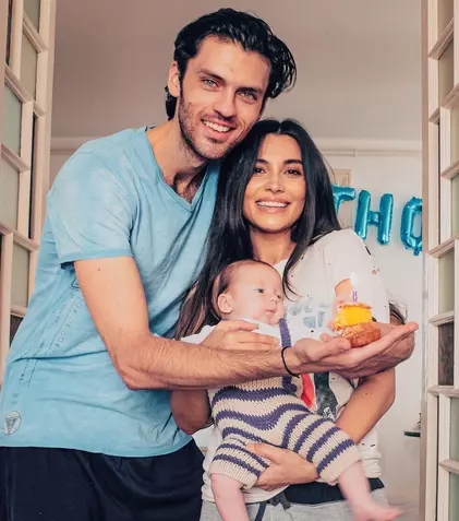 Lili Sandu și Silviu Țolu și-au botezat băiețelul. Primele imagini de la eveniment