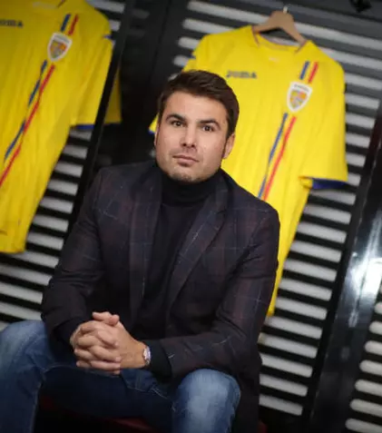 Adrian Mutu vorbește despre viitorul Naționalei U21 la „Tema zilei”, în Telejurnalul TVR 1