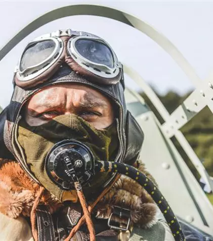 TVR 1 difuzează „Escadronul 303”, un film bazat pe evenimente reale