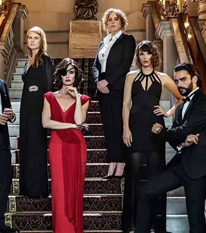 Happy Channel înlocuiește un serial turcesc cu o telenovelă mexicană: se termină „Perla neagră”, începe „Clanul lupilor”