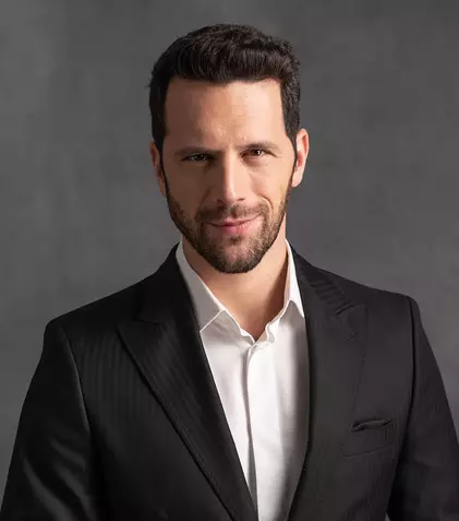 Adrian Nartea, primul Paște în formulă de patru. Cum va petrece actorul  | EXCLUSIV