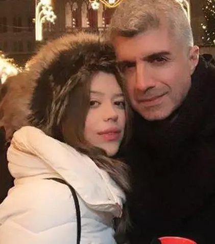 Surpriză! Özcan Deniz apare într-un serial nou, în care joacă alături de fosta nevastă! Află detaliile!