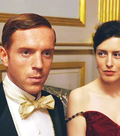 Serialul britanic „Forsyte Saga”, varianta din 2002, începe la Happy Channel