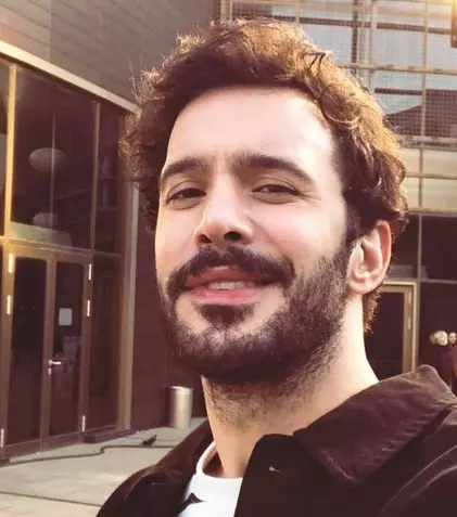 Barış Arduç trece la seriale de epocă! Care va fi următorul rol al actorului turc