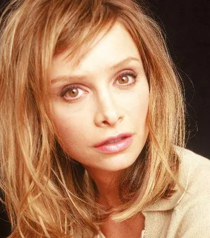 Ce mai fac actorii din „Ally McBeal”. Au trecut 19 ani de la finalul serialului cu Calista Flockhart