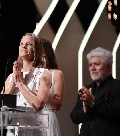 Jodie Foster, apariție inedită la Cannes. Cine a însoțit-o pe celebra actriță