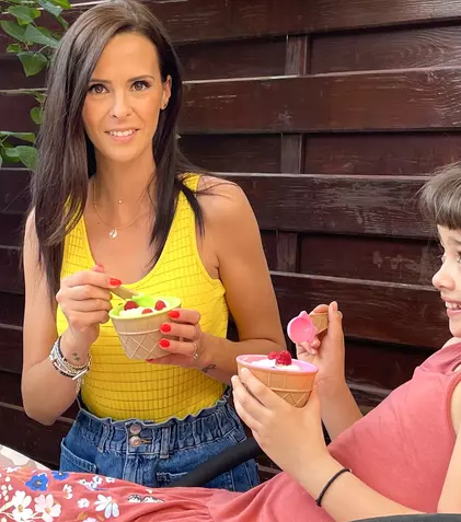 Livia Graur se răcorește vara aceasta cu înghețată făcută în casă! Prezentatoarea dezvăluie rețeta sa secretă | EXCLUSIV