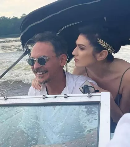 Destinația exotică aleasă de Răzvan Simion și Daliana Răducan pentru vacanța de vară. Cum a fost pozat prezentatorul de la „Neatza!”
