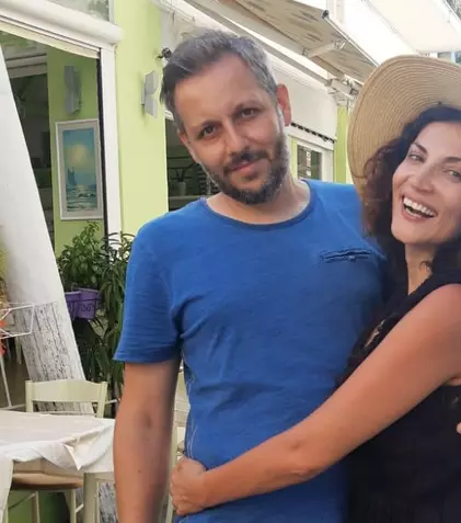 Ioana Ginghină, vacanţă în familie, în Spania şi în Grecia, înaintea revenirii pe platoul de filmare de la „Adela”