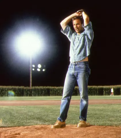 Celebrul film „Terenul de baseball” a inspirat un nou serial