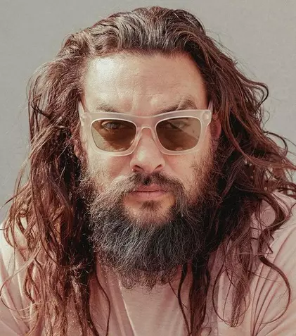 Răspunsul dur dat de Jason Momoa după ce a fost întrebat de scena de viol din „Game of Thrones”: „O întrebare grețoasă”