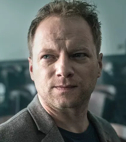 Sezonul 2 din „Pedagogul” și serialul „ZeroZeroZero”, noutățile lunii septembrie la Focus Sat TV