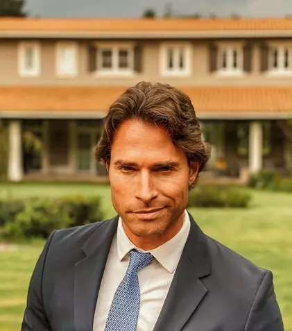 Sebastian Rulli va avea rolul principal în noua versiune a celebrei telenovele „Și bogații plâng”