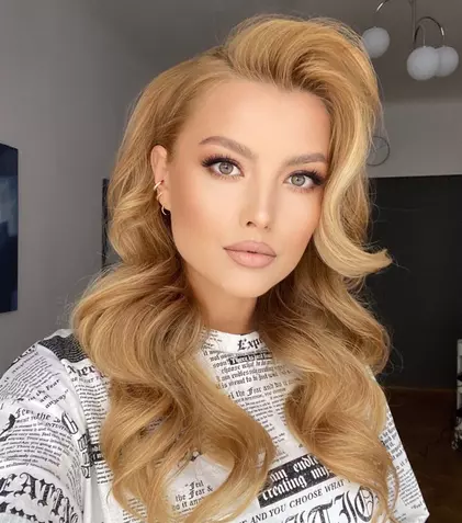 5 vedete care seamănă leit cu părinții lor. Elena Gheorghe și mama ei parcă sunt surori