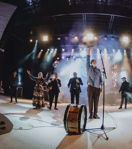 TVR 2 difuzează trei concerte de succes. Când are loc programul special și cine sunt artiștii