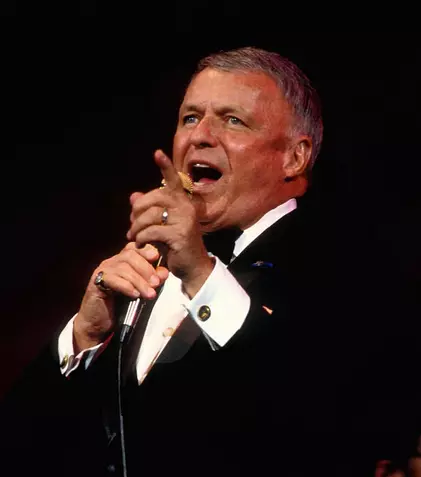 Frank Sinatra va fi protagonistul unui amplu serial biografic