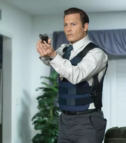 Filme la TV azi, 6 decembrie: „Orașul minciunilor”, „Cavalerul negru”, „Revolver”