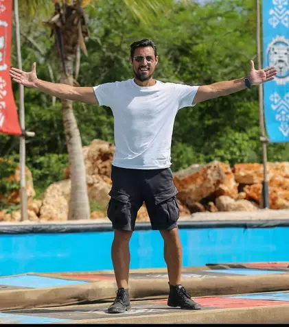 Survivor România 2022. Cine sunt cei 12 concurenți din echipa Faimoșilor