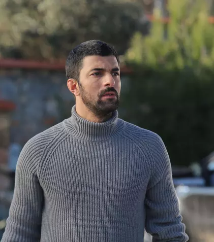 Engin Akyürek, Sancar din „Fiica ambasadorului”, vine la Netflix. Când se lansează noul lui film