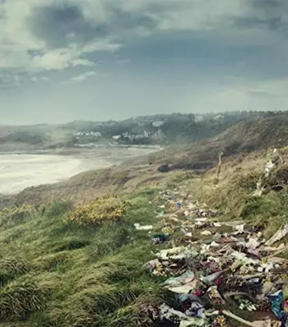 Serialul „Crimele din Pembrokeshire”, cu Luke Evans în rol de polițist, se vede la HBO Go