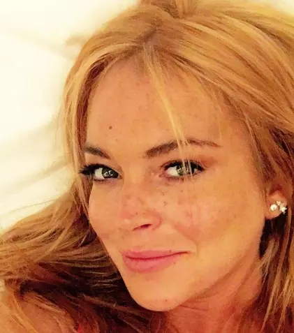 Lindsay Lohan își extinde parteneriatul cu Netflix. Actrița va juca în două filme noi