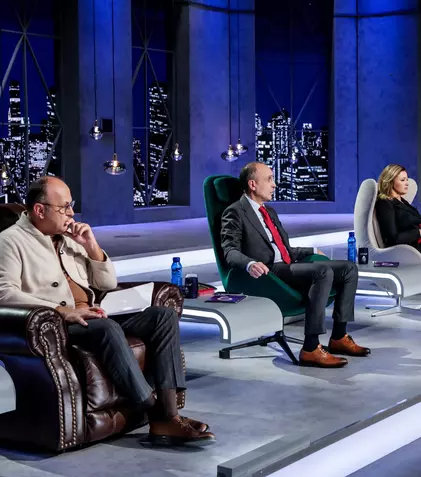 Cine este investitorul de la Imperiul Leilor care a cumpărat o echipă din Liga 1. Soția lui este o fostă prezentatoare TV