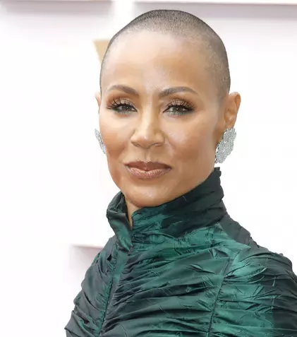 Jada Pinkett Smith, prima apariție publică după ce Will Smith l-a lovit pe Chris Rock. A strălucit pe covorul roșu