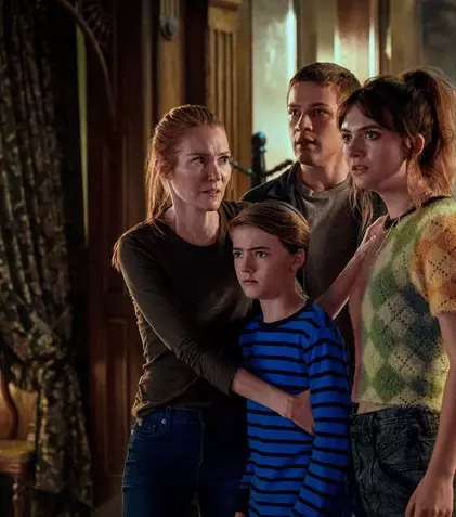 Primele imagini din sezonul 3 din „Locke & Key”. Serialul de la Netflix se încheie în 2022