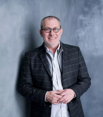 În ce piese de teatru joacă Florin Busuioc. Actorul împlinește azi 60 de ani