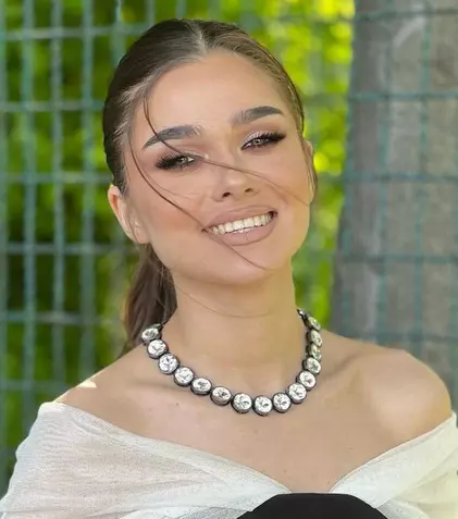 Theo Rose, în cărți să prezinte o nouă emisiune de divertisment la Pro TV