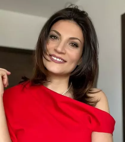 Ce a făcut Ioana Ginghină cu banii pe care i-a primit pentru pictorialul din Playboy. Când a fost acostată pe stradă