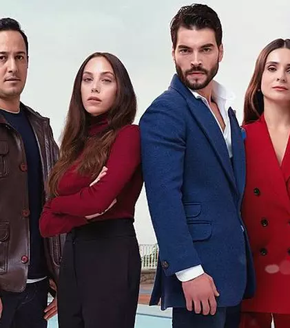 Cel mai nou serial al lui Akin Akinozu, „Kaderimin Oyunu”, a fost cumpărat și în România. Ce știm până acum