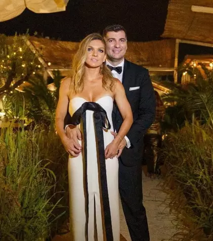 Gata divorțul! Simona Halep este, de azi, o femeie liberă. Ce a declarat Toni Iuruc la ieșirea de la notar