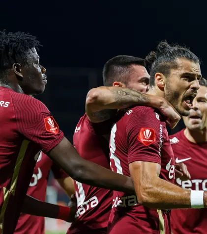 SUPERLIGA: Cine transmite CFR Cluj - Sepsi, derby-ul etapei a 14-a. Programul meciurilor